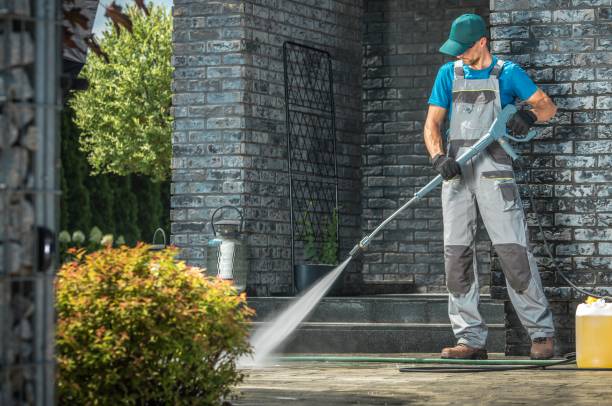 Best Playground Equipment Cleaning  in Decorah, IA